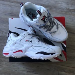 Fila ray tracer white shoes